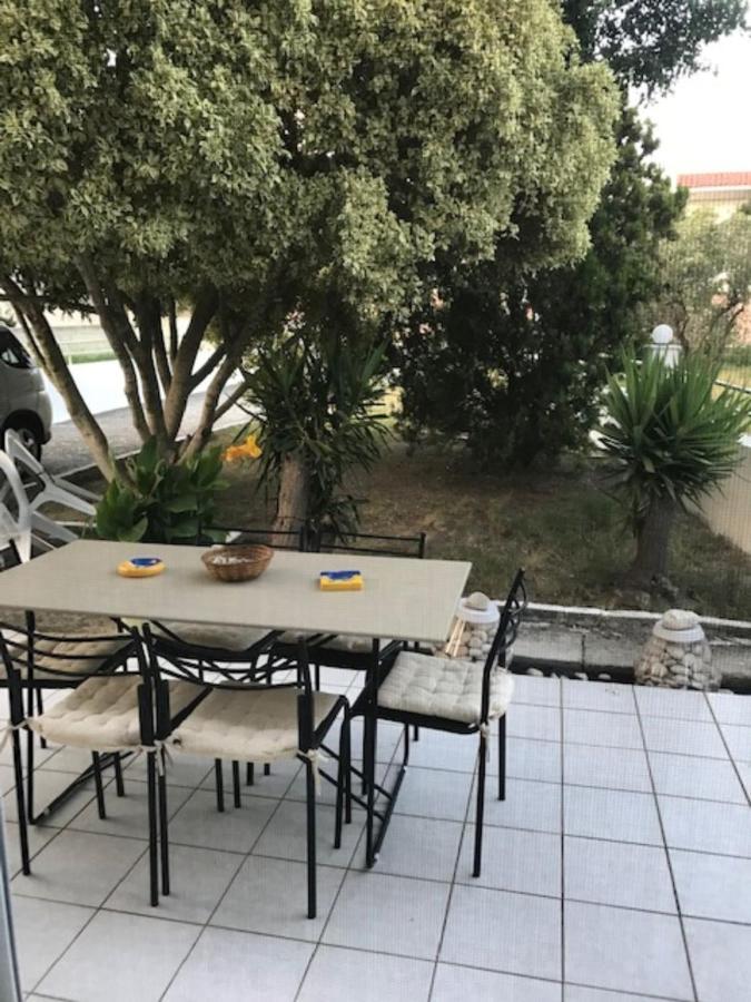 リクスリオンFilippos Houseアパートメント エクステリア 写真